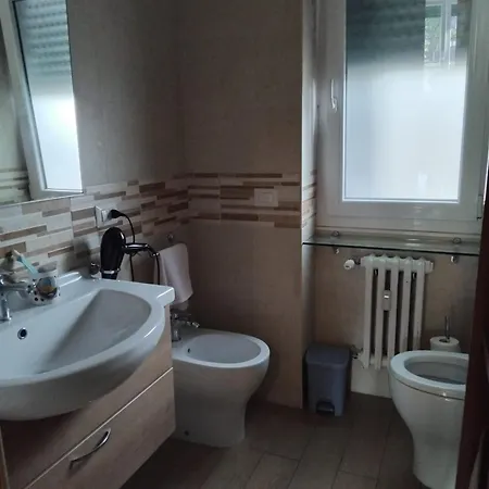 Bed & Breakfast Lucilla Couette-café *